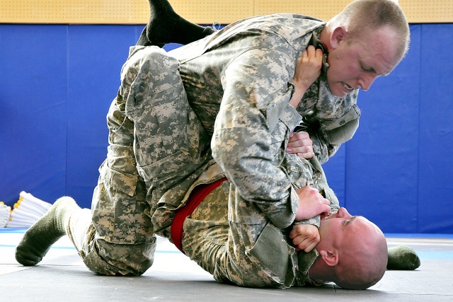 IMCOM-Europe NCO of the Year: quintuple victory for USAG Stuttgart