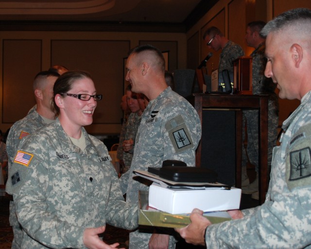 New York Army National Guard Soldiers Honored in Freedom Salute