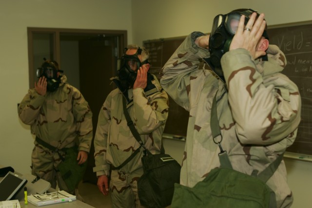 Fort McCoy RTS-Maintenance CBRN class teaches Soldiers survival techniques