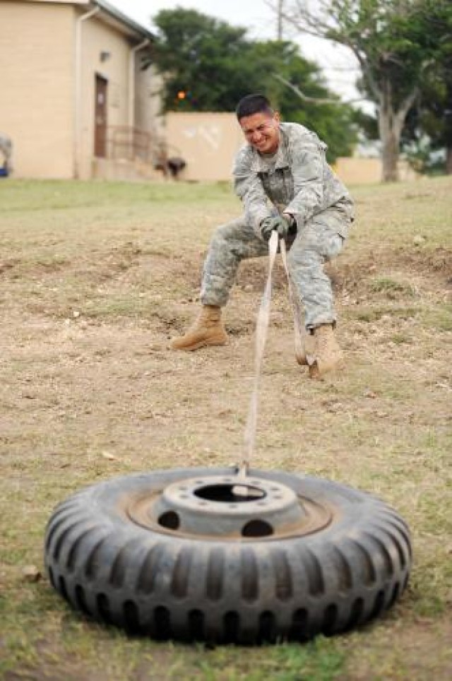 Gauntlet PT strengthens Soldier fitness, endurance at Fort Hood