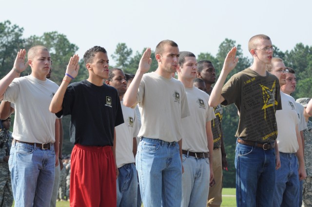 Post salutes armed forces, retirees