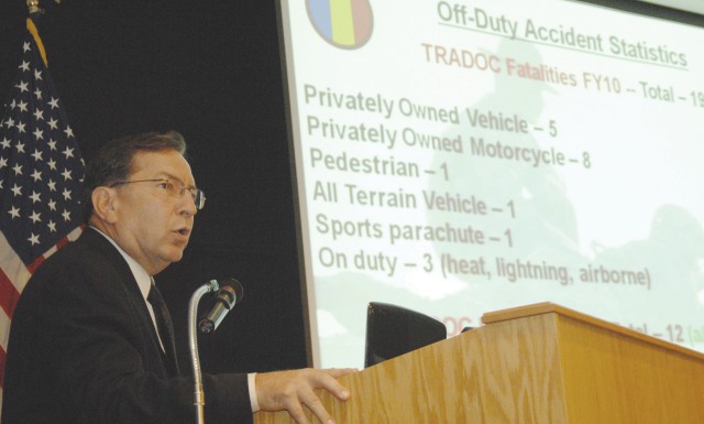 Lee audience applauds new safety program