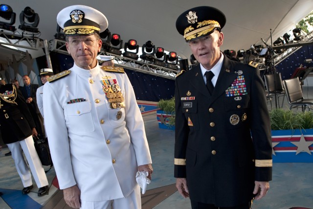 Mullen and Dempsey at Memorial Day concert