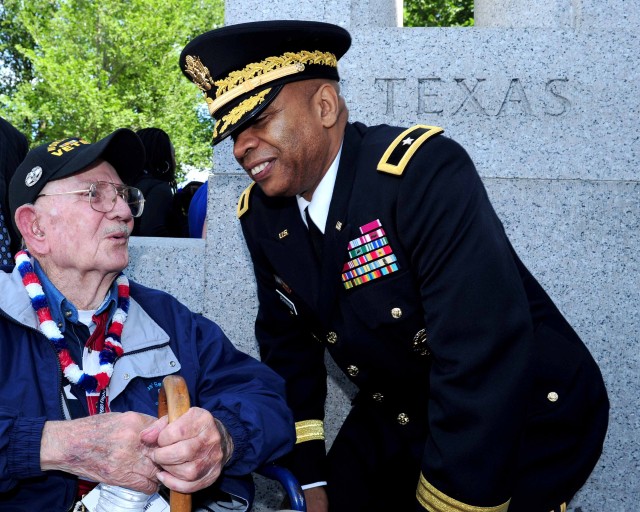 Jennings greets WWII veterans