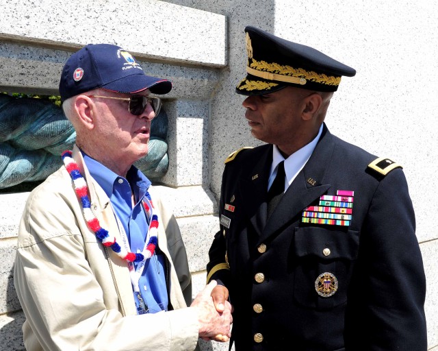 Jennings greets WWII veterans