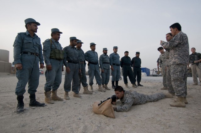 1-38 Cav. trains Kandahar Customs Police 