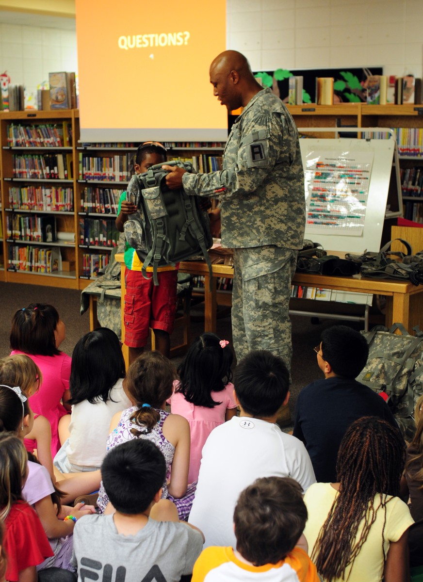 Maryland Third Graders, Soldier Connect 