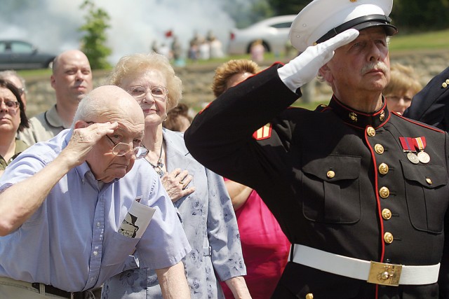 Fort Riley remembers, honors fallen on Memorial Day