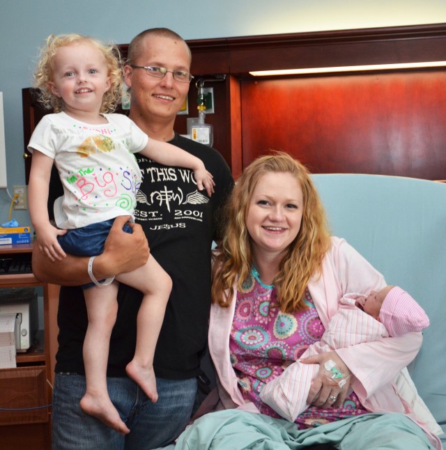 Marsh Family welcomes daughter at CRDAMC's new Women's Health Center