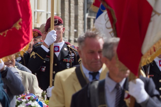 Paratroopers revisit roots in D-Day Commemoration