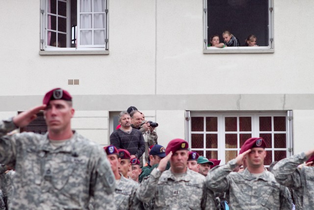 Paratroopers revisit roots in D-Day Commemoration