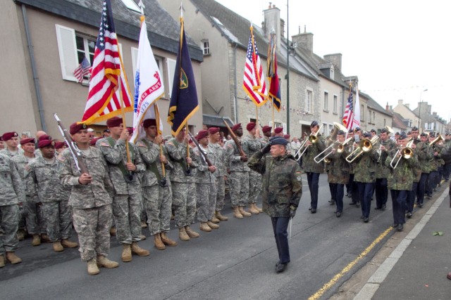 Paratroopers revisit roots in D-Day Commemoration