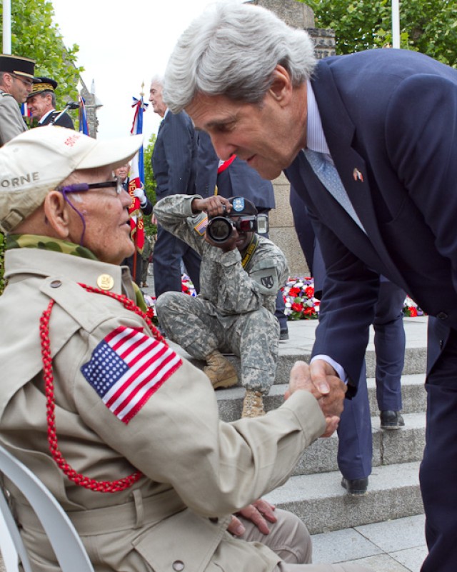 Paratroopers revisit roots in D-Day Commemoration