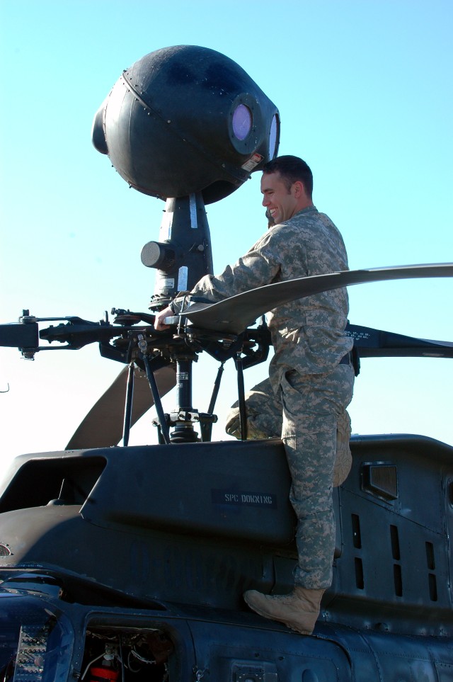 4-6 ACS crew chiefs work behind the scenes