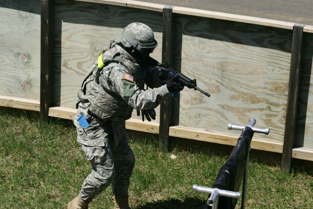 Fort McCoy RTC-Central cadre train with Ultimate Training Munitions