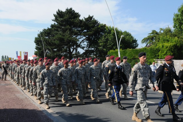 21st TSC Soldiers honor the 67th Anniversary of Normandy