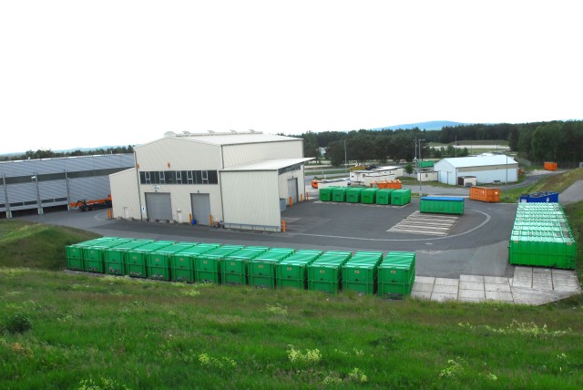 Recycling center depends on Soldiers, families to keep Grafenwoehr green