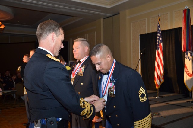 USASMDC/ARSTRAT Soldiers awarded the Honourable Order of St. Dominic Medallion