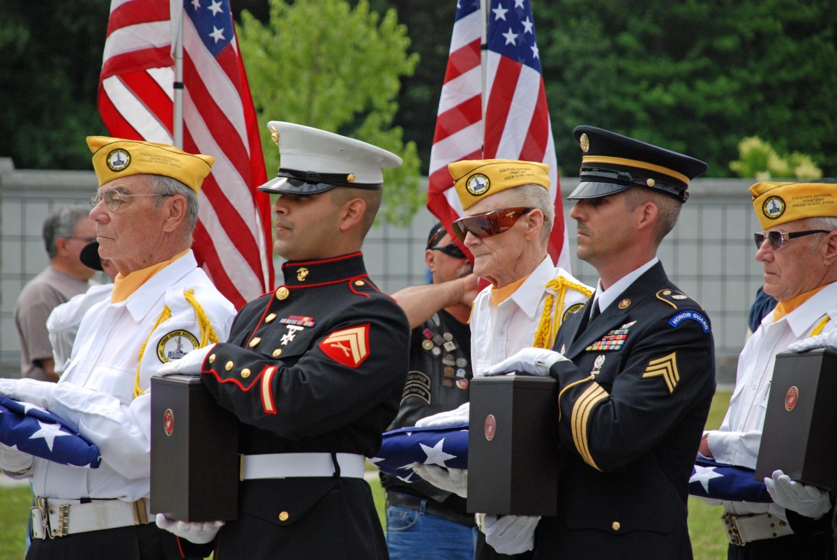 New York Army National Guard Honor Guard Honors Forgotten Veterans ...