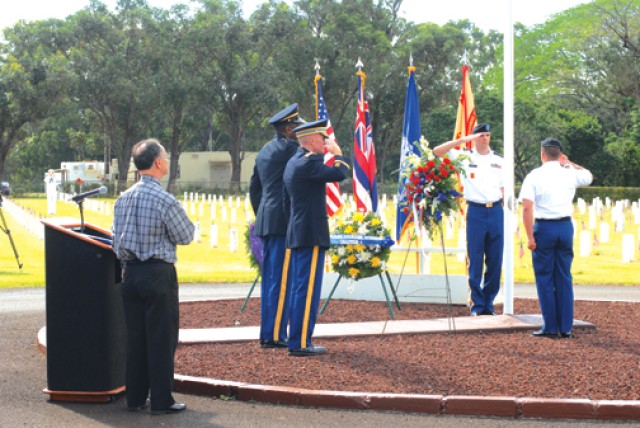 USAG-HI pays homage to, honors those who served