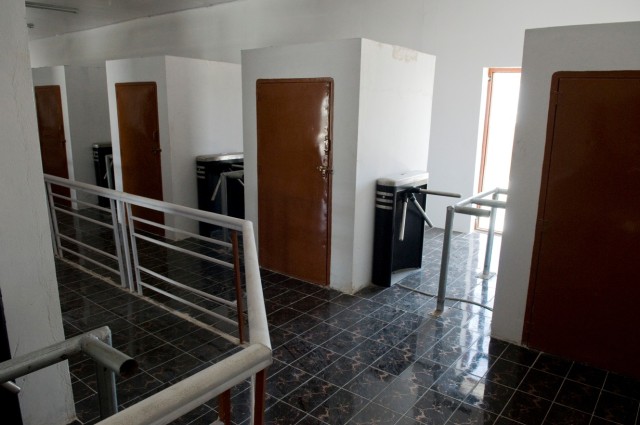 ISAF constructs new biometrics facility, improves security at Afghan border