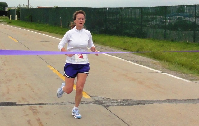 Winner of the Detroit Arsenal Women's Army Ten-Miler Qualification