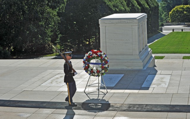 Tomb of the Unknowns Guard