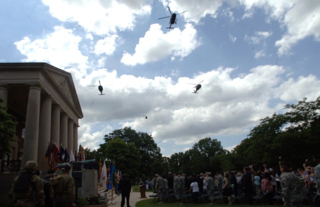 Fort Belvoir helicopter fly over