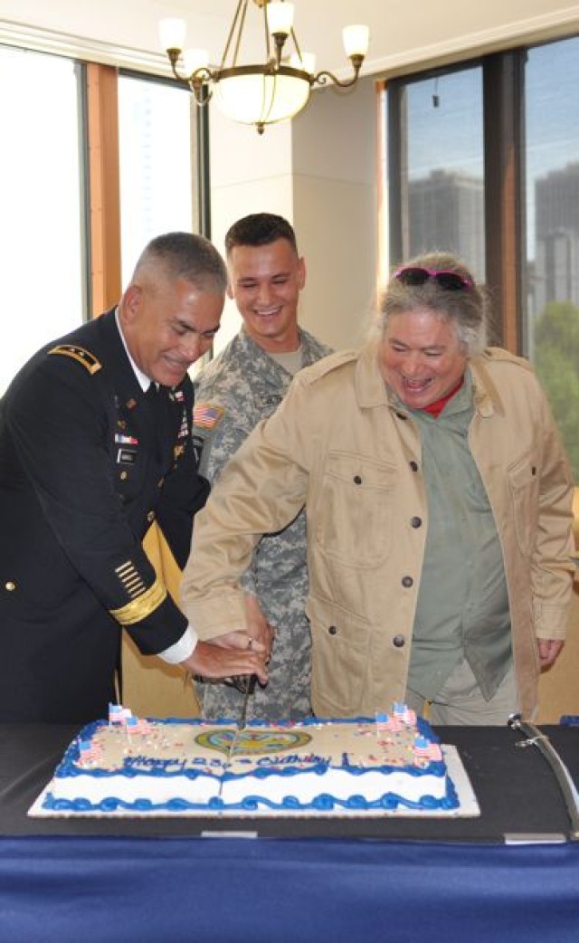 Army Birthday Cake Cutting