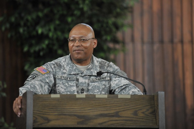 U.S. Army chaplain regimental change of responsibility