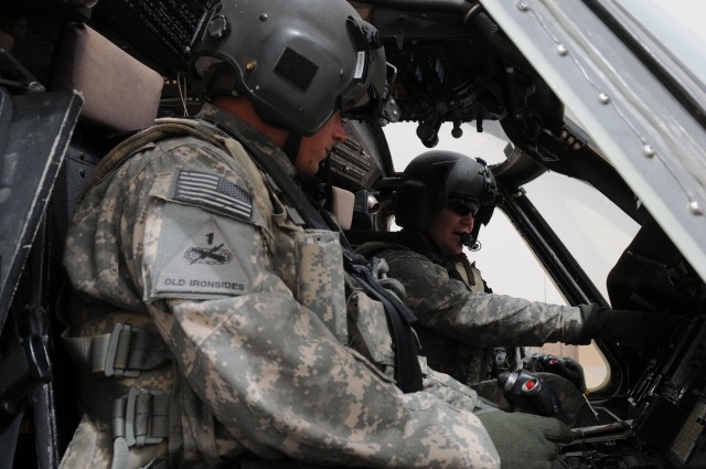 207th Aviation supports command group