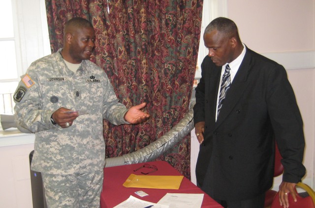 CSM at Walter Reed wounded warrior recruiting event