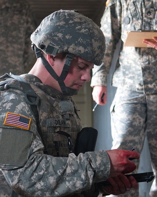 Soldiers put medical treatment skills to test at Army Reserve Best Warrior Competition