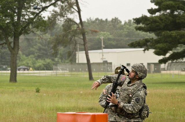 Soldiers put medical treatment skills to test at Army Reserve Best Warrior Competition
