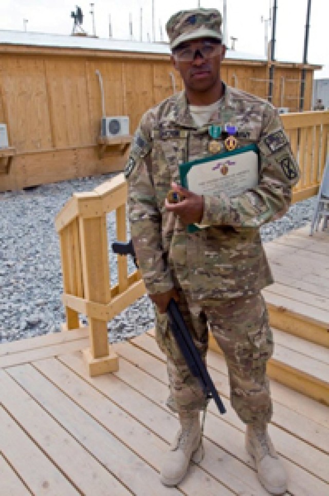 Combat engineer receives medals for injuries, valor