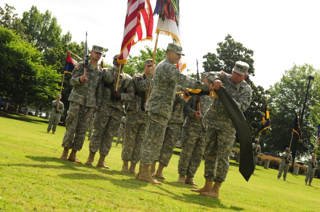 Army’s largest command cases colors for move to Fort Bragg, N.C.