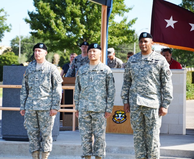 CRDAMC outgoing and incoming commanders at change of command ceremony