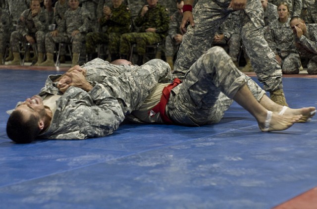 Army Reserve Best Warrior competitors do battle in Modern Army Combatives