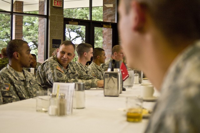 Chief of Army Reserve meets competitors at Army Reserve Best Warrior Competition