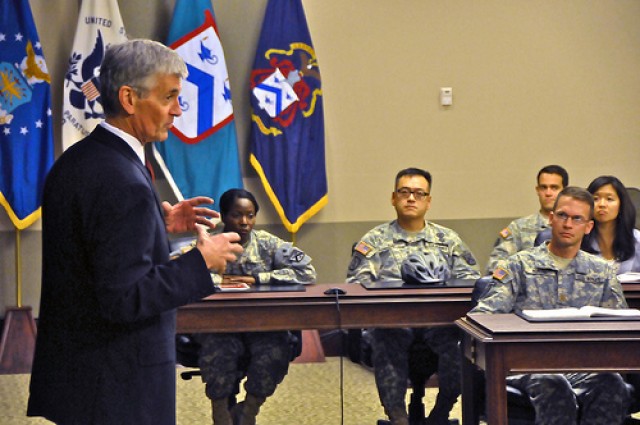 McHugh speaks at Fort Leavenworth