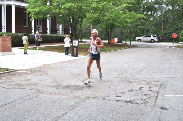 Last hoorah: 5K race honors Army birthday