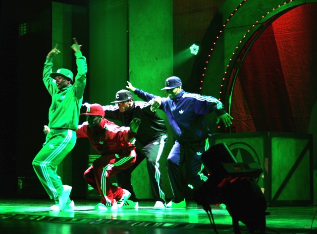 Soldier Show performs with carnival theme
