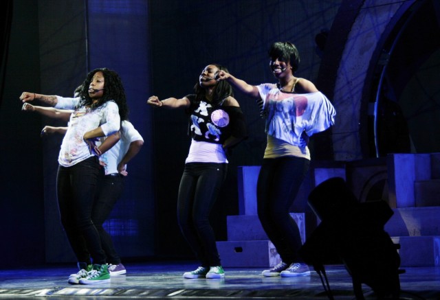Soldier Show performs with carnival theme