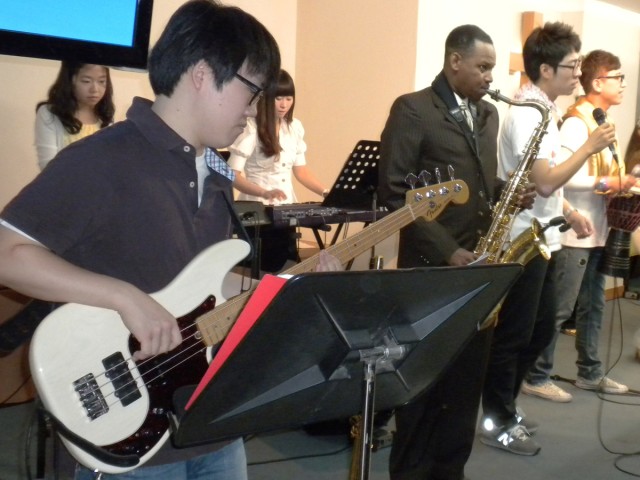 Yongsan offers variety of religious services