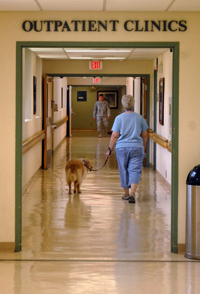 Human Animal Bond brings pets to patients, staff