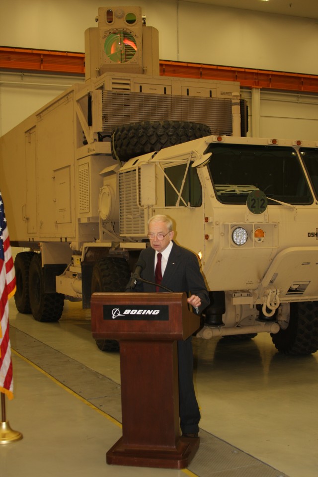 Army/Boeing unveils new defensive vehicle