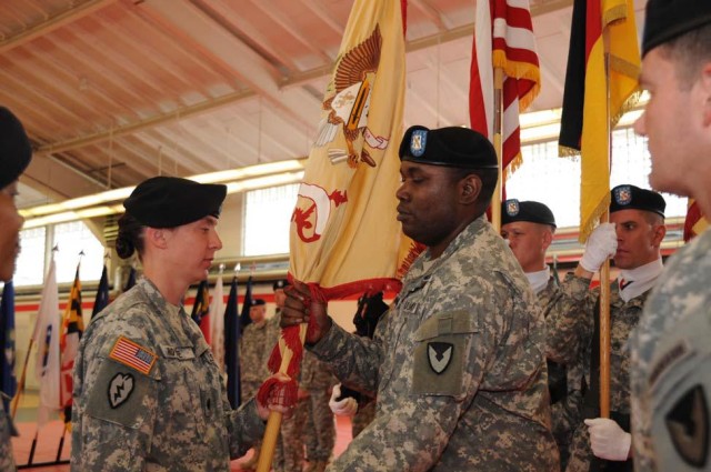 903rd Contingency Contracting Battalion welcomes new Commander