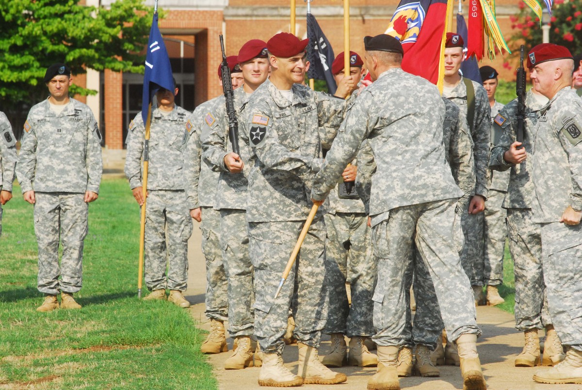 the-199th-infantry-brigade-changes-command-article-the-united