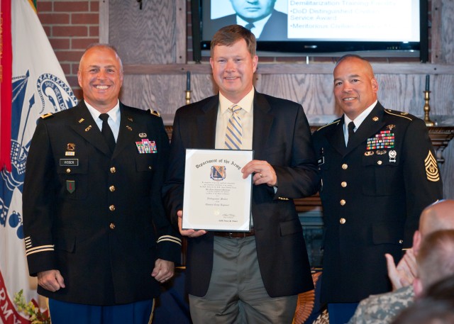 2011 Chemical Corps Distinguished Member of the Corps award presented at Fort Leonard Wood