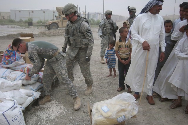 Steel Dragons partner with local sheik to support Iraqi families